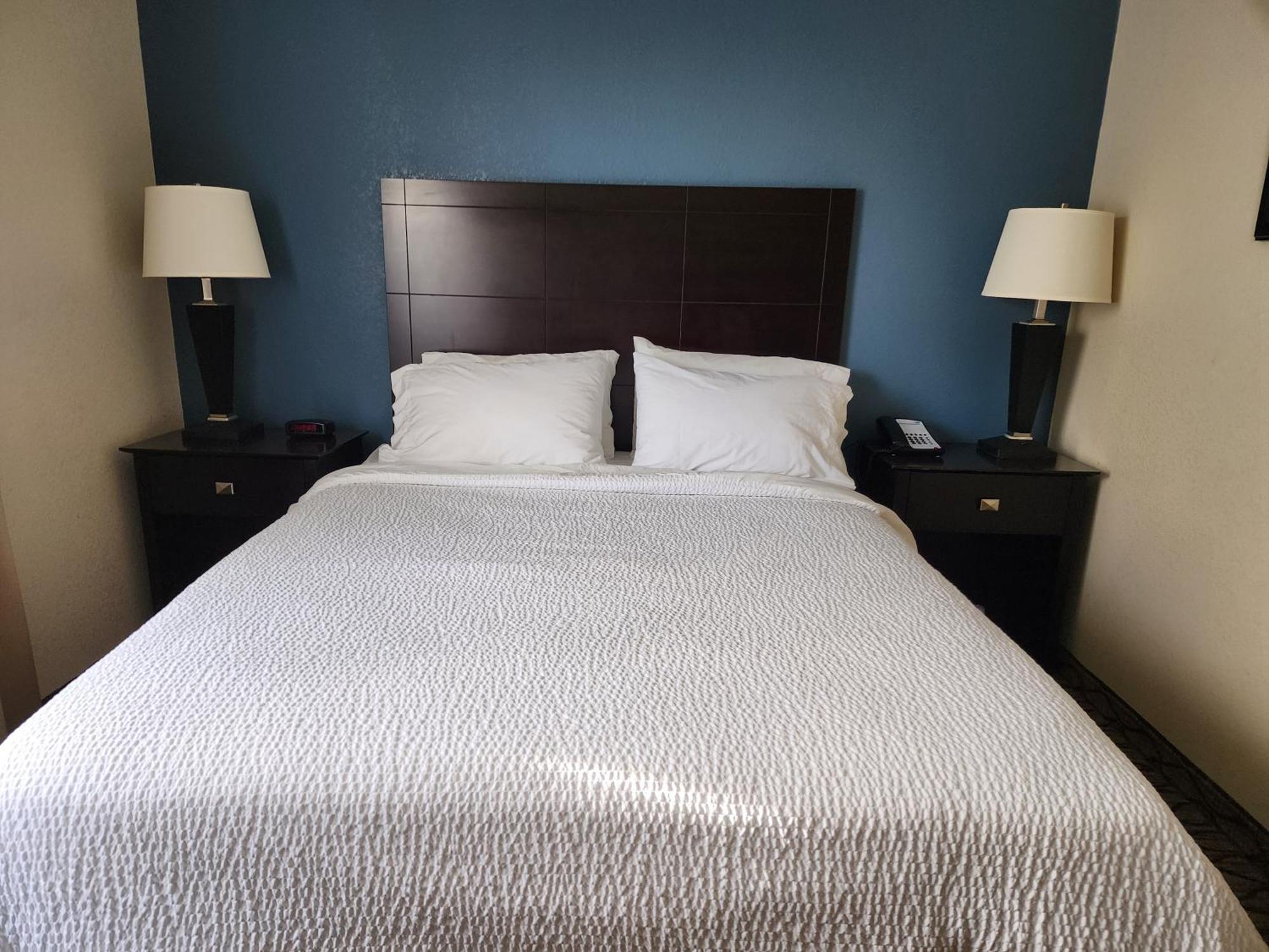 Holiday Inn Express Hotel & Suites Cadillac By Ihg Exteriér fotografie